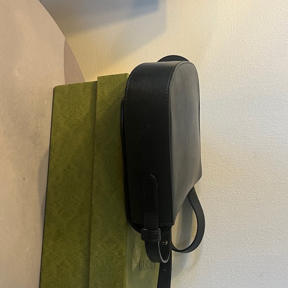 Mansur Gavriel Black Classic Crossbody Bag Regular Size - Picture 6 of 12